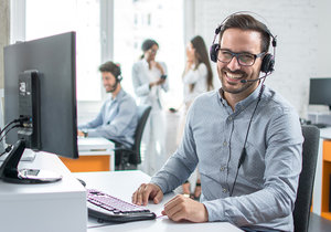 Atención presencial, telefónica y por internet al cliente